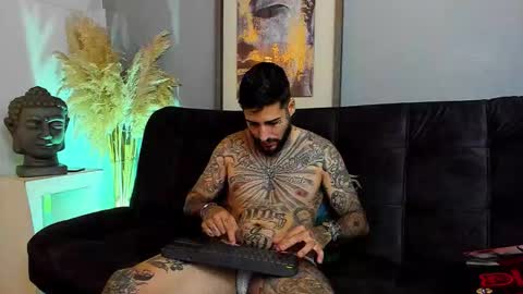 Vincent Sartori online show from December 2025 07:56:02 PM