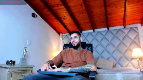 Snapshot of vincentsartori chatting on April 2026 12:32:01 PM Vincent Sartori online show from April 2026 12:32:01 PM