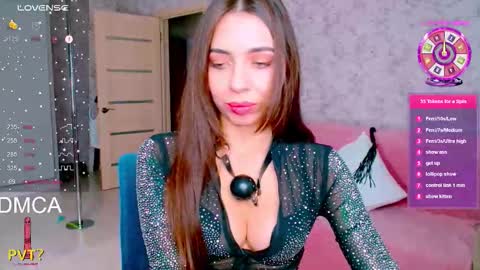 Vinkiepinkie online show from September 2025 02:40:02 PM