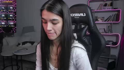 vinkitinkii online show from February 2025 09:39:02 AM