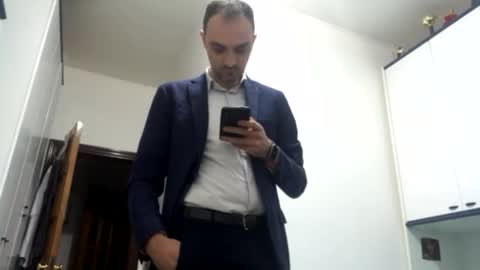 Zenith online show from November 2025 04:17:02 PM