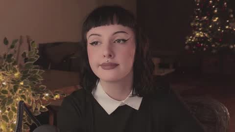 Diva Silvia online show from December 2024 05:00:01 PM