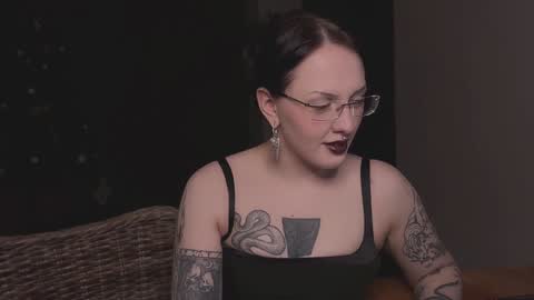 Diva Silvia online show from December 2024 04:54:01 PM