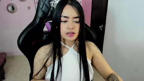 Daniela online show from November 2025 01:04:02 AM