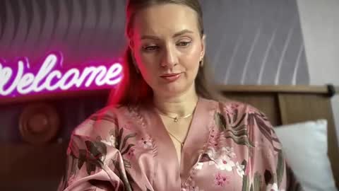 Snapshot of viola_1 chatting on February 2025 09:56:02 AM Funny girl online show from February 2025 09:56:02 AM