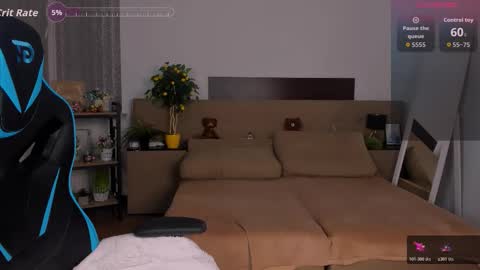 Snapshot of viola__shy chatting on November 2025 09:58:02 PM Viola online show from November 2025 09:58:02 PM