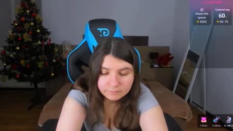 Snapshot of viola__shy chatting on January 2026 09:16:02 PM Viola online show from January 2026 09:16:02 PM