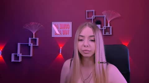 viola_sweet_ online show from May 2026 09:05:01 AM