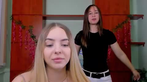 viola_sweet_ online show from July 2026 08:40:01 AM