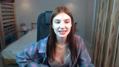 Snapshot of violaberry__ chatting on September 2025 04:34:02 AM violaberry__ online show from September 2025 04:34:02 AM