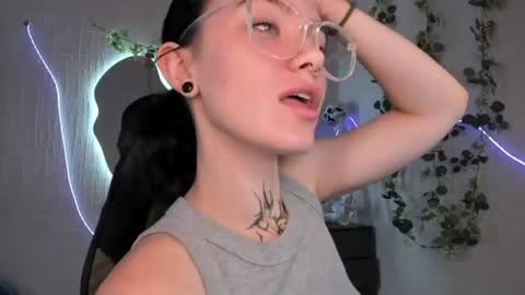 Viola online show from July 2026 04:37:01 AM