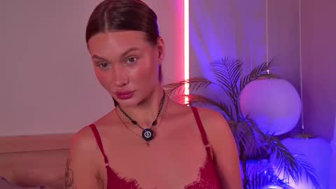 violaflirt online show from October 2025 04:20:02 AM