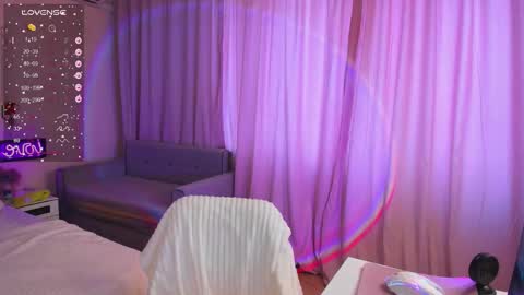 Snapshot of violarivera chatting on February 2026 08:01:02 AM violarivera online show from February 2026 08:01:02 AM