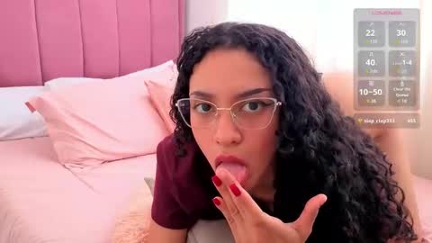 violet__15 online show from May 2026 04:04:02 PM