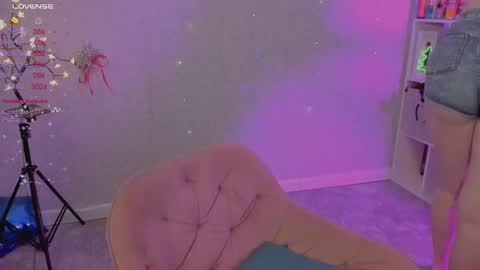 Snapshot of violet____h chatting on January 2025 07:45:02 PM violet____h online show from January 2025 07:45:02 PM