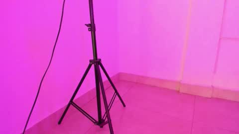 Snapshot of violet__taylor_ chatting on September 2025 02:13:02 AM violet__taylor_ online show from September 2025 02:13:02 AM