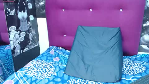 Violet online show from April 2026 02:12:02 PM