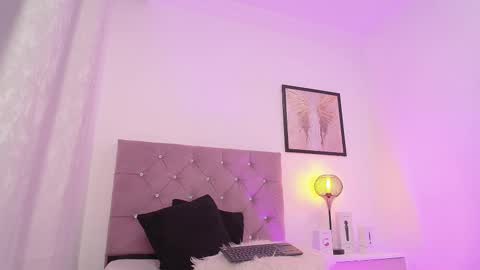 Mary online show from February 2025 02:05:02 PM