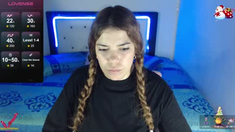 Snapshot of violet_stone22 chatting on December 2024 06:12:01 PM Violeta online show from December 2024 06:12:01 PM