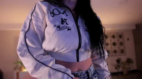 Violeta  online show from April 2026 11:19:01 AM