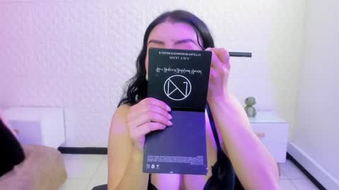 Snapshot of violeta_diazz chatting on April 2026 09:30:02 PM online show from April 2026 09:30:02 PM