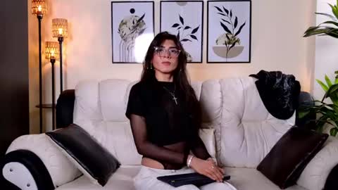 Snapshot of violeta_foxz chatting on June 2026 07:38:02 PM Violeta online show from June 2026 07:38:02 PM