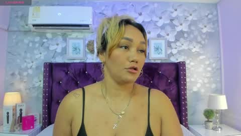 violeta_medina online show from April 2026 02:45:02 AM
