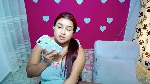 violeta_rouses online show from April 2026 04:11:02 PM