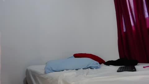 VIOLETA SORACHI  online show from March 2025 10:55:02 PM