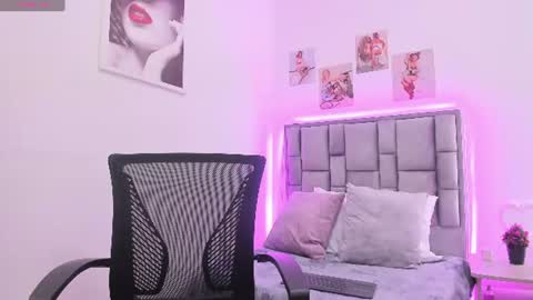    online show from June 2026 04:00:02 PM