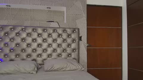 violeta  online show from March 2026 09:31:02 PM