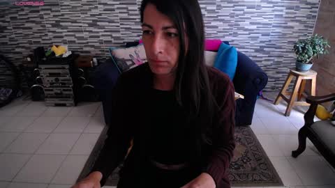 Snapshot of violetagomez_co chatting on May 2026 01:17:02 PM Violeta Gmez online show from May 2026 01:17:02 PM
