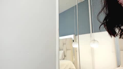 Violeta online show from December 2024 06:32:01 AM