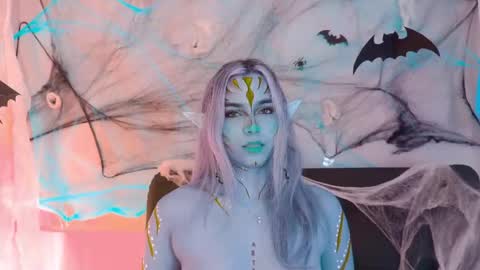 Violeta online show from October 2025 05:03:01 PM