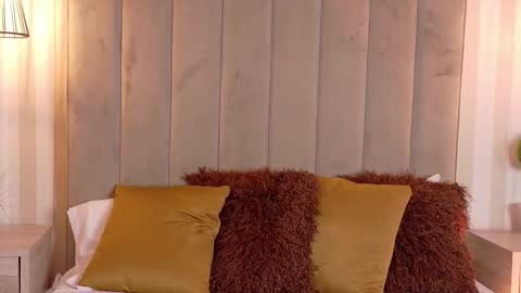 Cute Violet online show from September 2025 01:18:01 AM