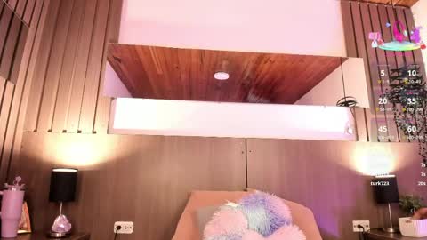 Violet online show from May 2026 01:41:02 PM