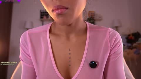 violeth___ online show from February 2026 01:15:01 PM