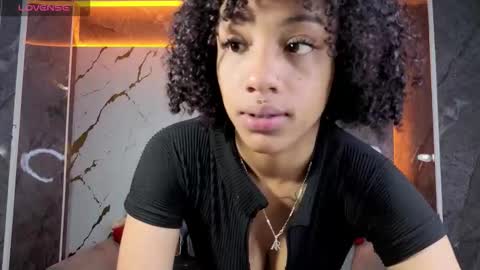 Snapshot of violeth_b chatting on March 2026 01:00:01 PM violeth_b online show from March 2026 01:00:01 PM
