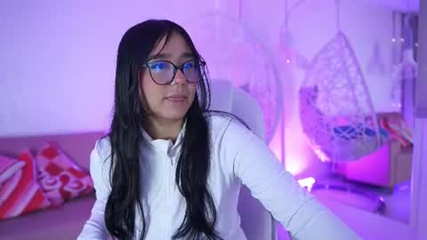 violetjonesx online show from June 2026 11:31:01 AM