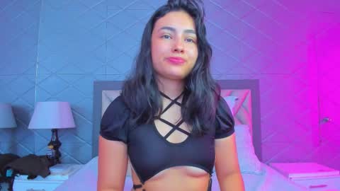 Violet Rousse online show from February 2026 05:30:02 PM