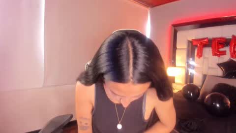 violetskinny online show from February 2025 06:58:01 PM