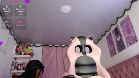 violett_brown9 online show from July 2026 07:04:02 AM