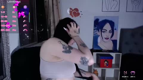 Snapshot of violett_hottie chatting on January 2025 02:57:02 AM violett Independent model online show from January 2025 02:57:02 AM