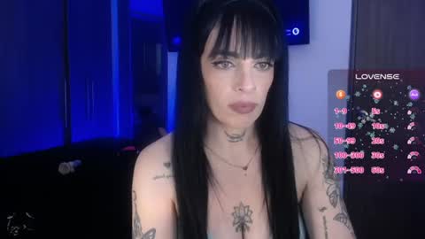 violett  Independent model online show from July 2026 10:56:01 PM