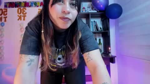 Violeta online show from May 2026 10:28:01 PM
