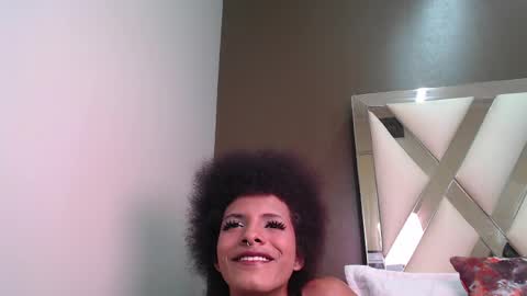 V I O L E T T E  online show from May 2026 03:50:01 PM