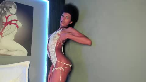 V I O L E T T E  online show from June 2026 04:57:02 PM