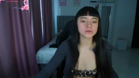 Snapshot of violetta_black483 chatting on July 2026 04:39:01 PM Violetta online show from July 2026 04:39:01 PM