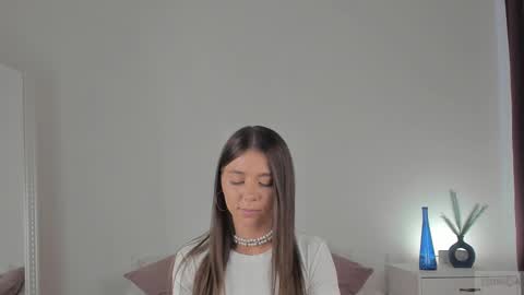 violetta_finch online show from February 2025 01:21:02 PM