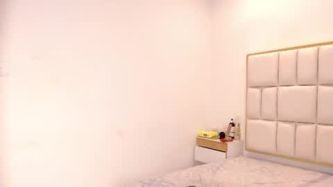 violeta online show from July 2026 01:47:01 AM